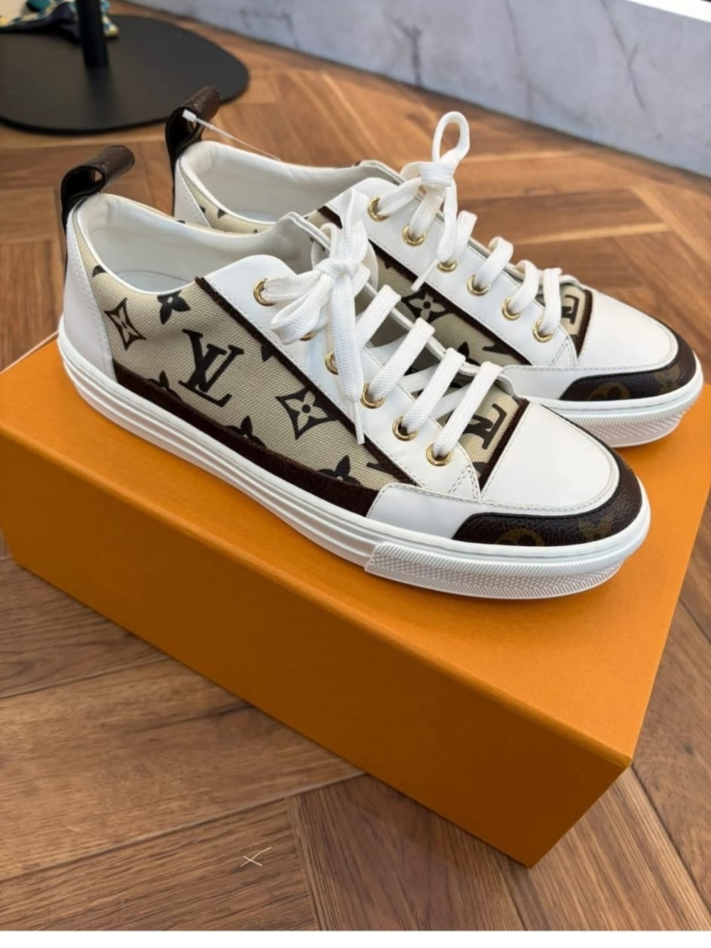 Louis Vuitton White & Brown Monogram Low-Top Sneakers